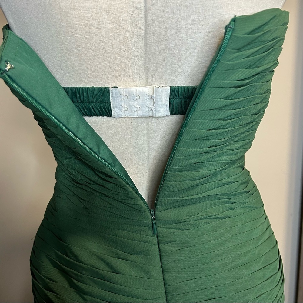 Elegant Ruched Sequinned Evening Gown/XSmall - Picture 6 of 6